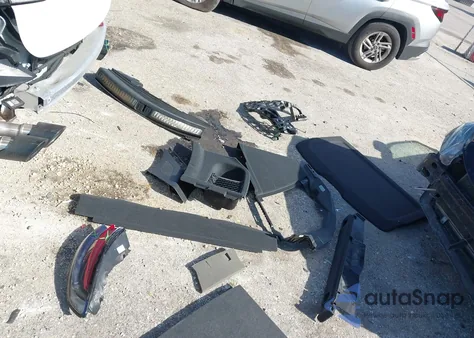 2024 Porsche Macan S z USA, uszkodzony, nr VIN WP1AG2A51RLB36024